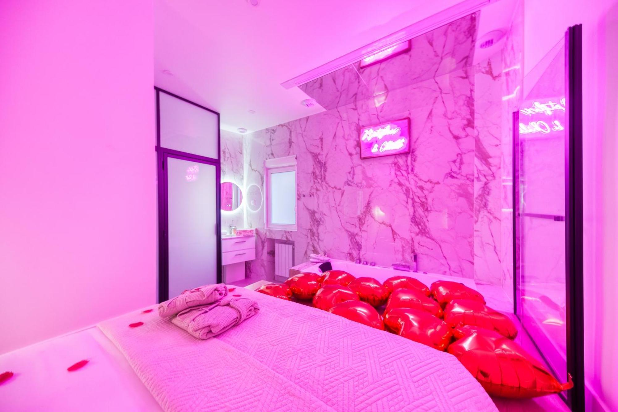 Netflix & Bubbles Clichy