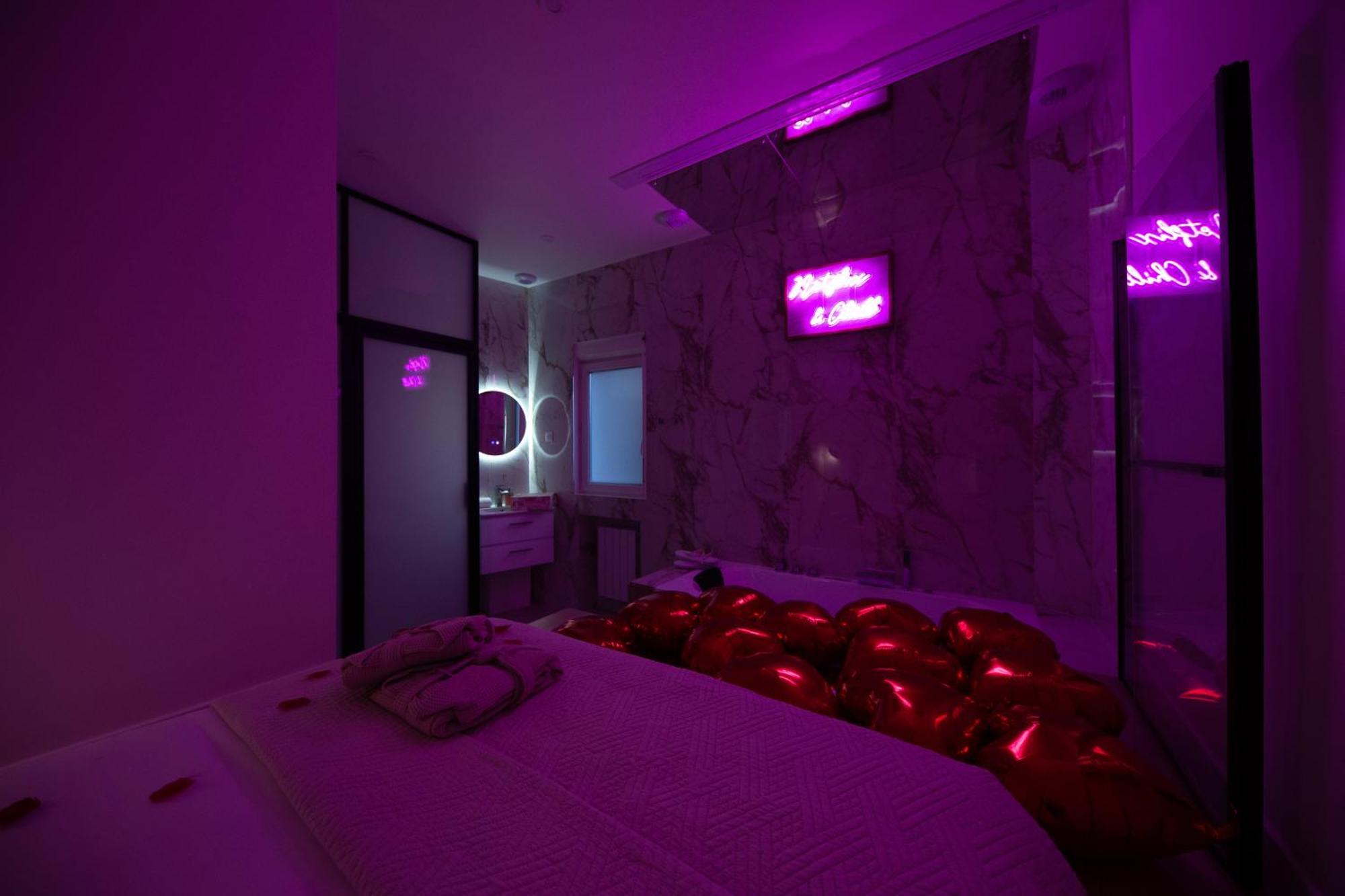 Netflix & Bubbles Clichy