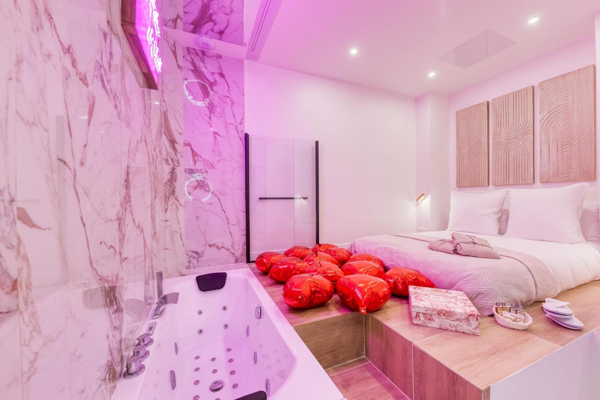 Netflix & Bubbles Clichy